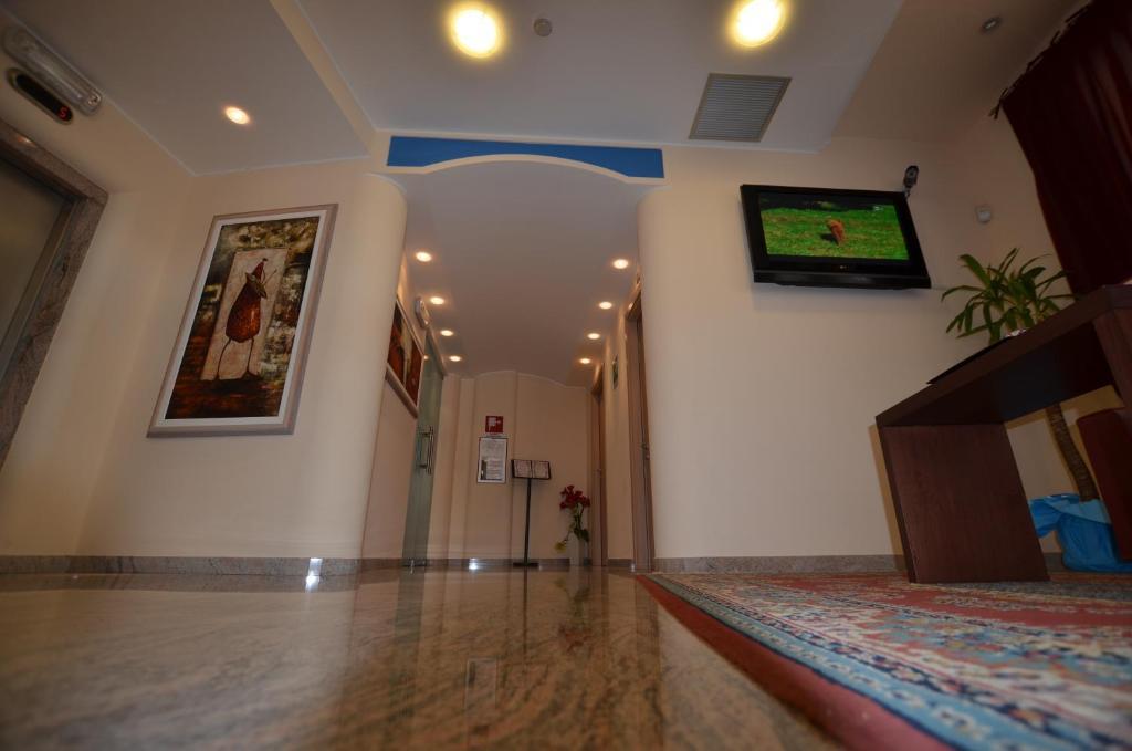 Hotel Cristallo Lignano Sabbiadoro Dış mekan fotoğraf